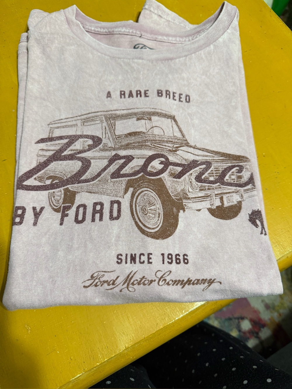 Ford Vintage Bronco Rare Breed Men's Short Sleeve T-Shirt.